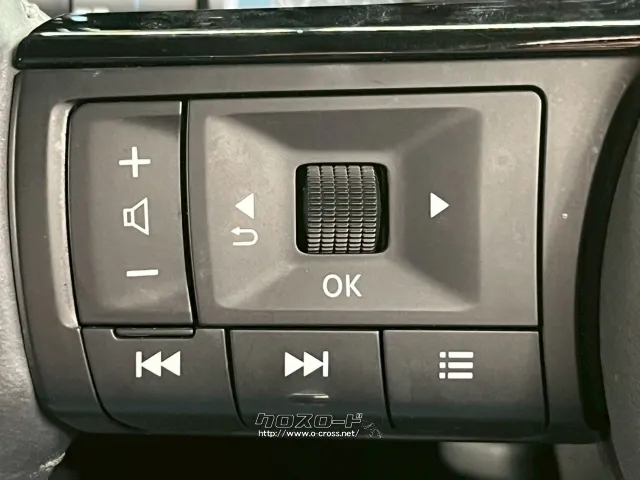 ステアリング左でオーディオ操作可能です 日産 ノートオーラ