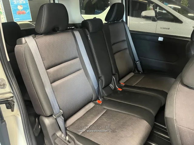 室内長×室内幅×室内高3240×1545×1400mm 日産 セレナ