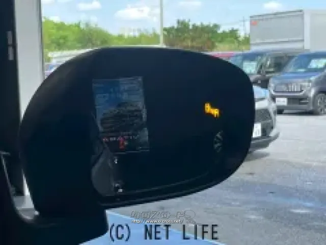 自社整備工場・板金工場を備え、車検から事故の修理まで対応致します。 トヨタ ライズ