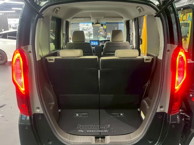 使い勝手の良い荷室スペース ホンダ N-BOX