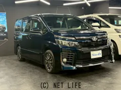 トヨタ ヴォクシー