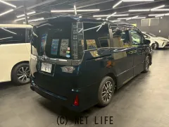 トヨタ ヴォクシー