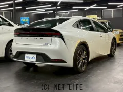 トヨタ プリウス