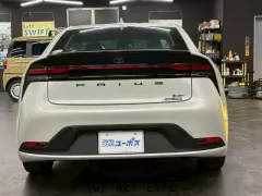 トヨタ プリウス