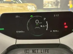 トヨタ プリウス