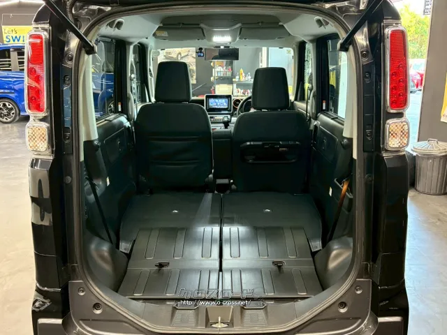 内装・外装共にきれいな状態で展示してます。是非一度現車を見に来てください! スズキ スペーシア