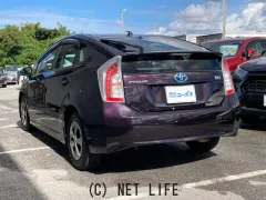 トヨタ プリウス