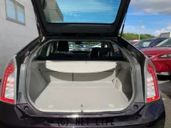 トヨタ プリウス