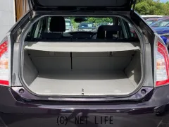 トヨタ プリウス