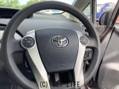 トヨタ プリウス