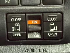 トヨタ エスクァイア