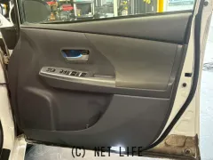 トヨタ プリウスα