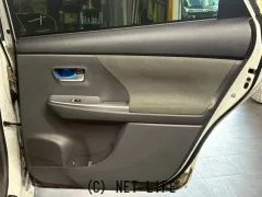 トヨタ プリウスα