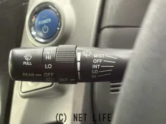 トヨタ プリウスα