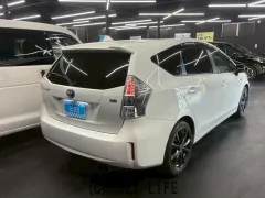 トヨタ プリウスα