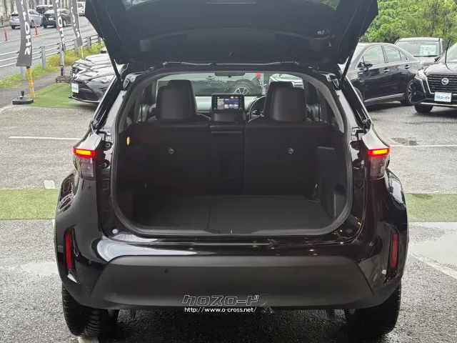 使い勝手のいいコンパクトな荷室スペース トヨタ ヤリスクロス