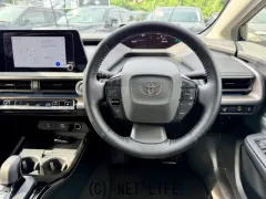 トヨタ プリウス