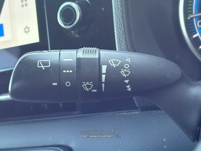 自社整備工場・板金工場を備え、車検から事故の修理まで対応致します。 トヨタ ノア