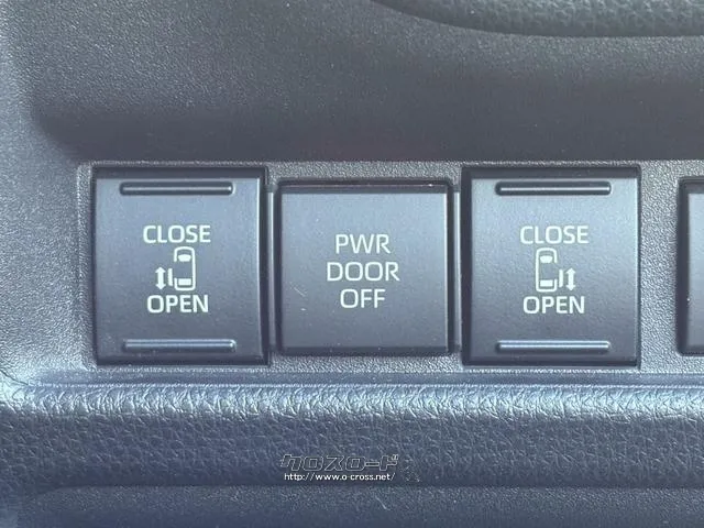 「お問合せはユーポス豊見城店まで/098-996-3107へ!お待ちしております トヨタ シエンタ