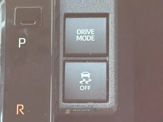 「お問合せはユーポス豊見城店まで/098-996-3107へ!お待ちしております トヨタ シエンタ