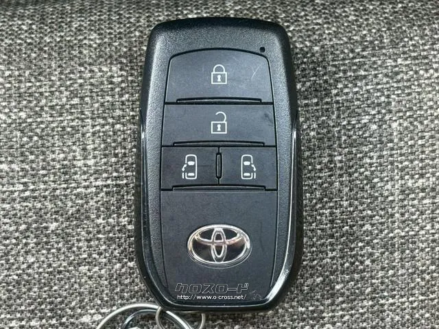 「お問合せはユーポス豊見城店まで/098-996-3107へ!お待ちしております トヨタ シエンタ