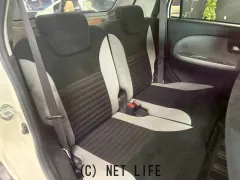 ダイハツ キャスト