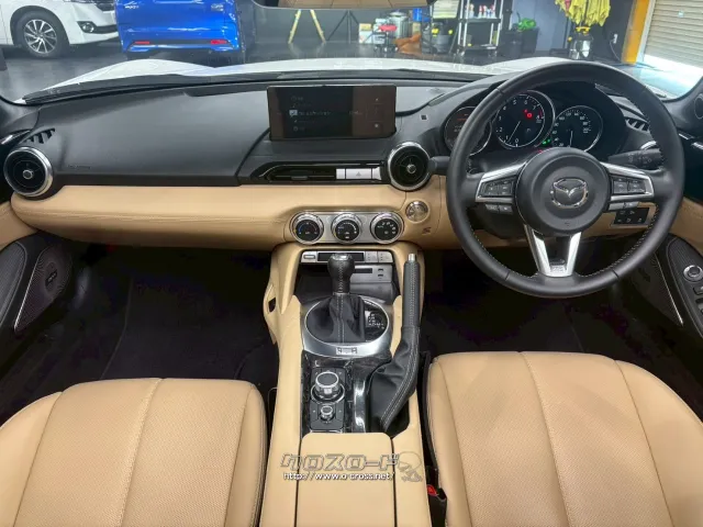 革新的な技術で、美しいファストバックスタイルとオープンエアの楽しさを両立 マツダ ロードスターRF