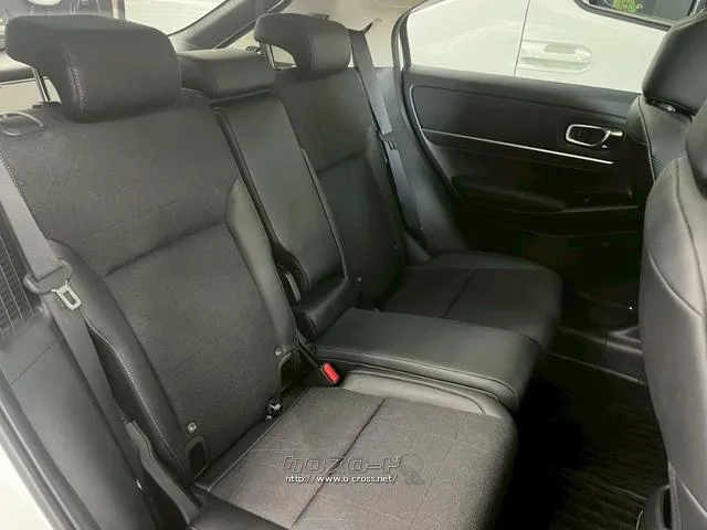 内装・外装共にきれいな状態で展示してます。是非一度、現車を見に来てください! ホンダ ヴェゼル