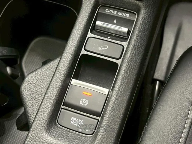 「お問合せはユーポス豊見城店まで/098-996-3107へ!お待ちしております ホンダ ヴェゼル