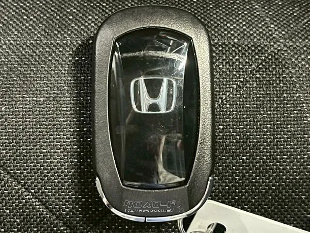 「お問合せはユーポス豊見城店まで/098-996-3107へ!お待ちしております ホンダ ヴェゼル