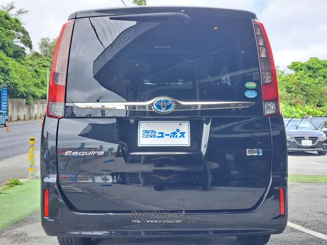 気になる燃費はJC08モード燃費23.8km/リットル トヨタ エスクァイア