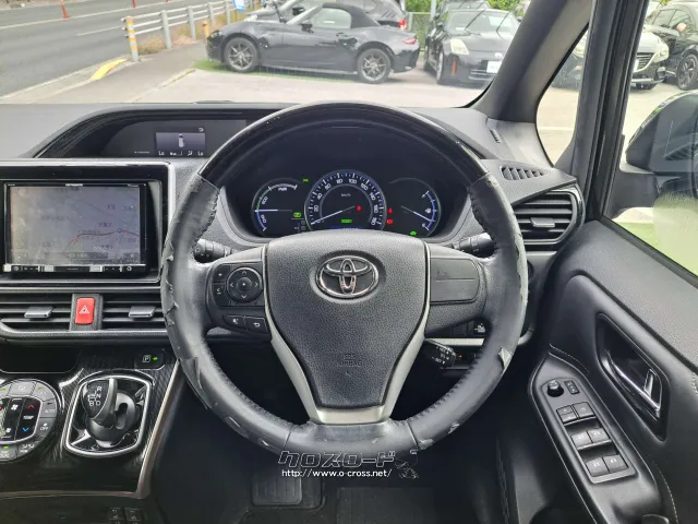 是非ご来店して乗り込んでみてください トヨタ エスクァイア