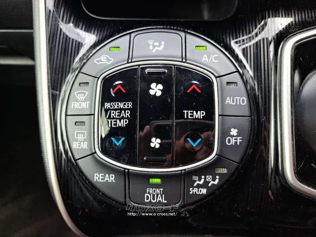 お問合せはユーポスコザ店まで/098-934-8277/お待ちしております トヨタ エスクァイア