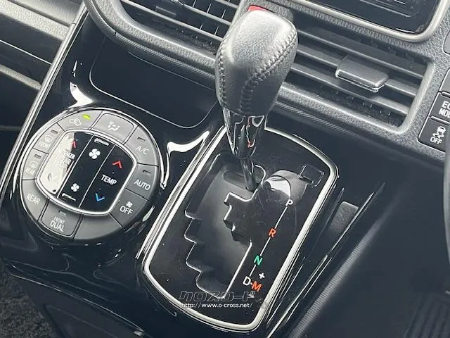 選べる最長10年保証。 トヨタ ノア