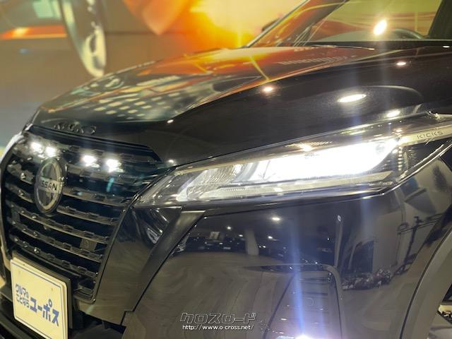 躍動感のある先進的なLEDヘッドランプにすることで、存在感を放つデザインとした。 日産 キックス