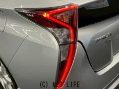 トヨタ プリウス
