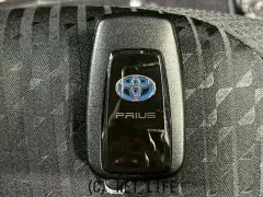 トヨタ プリウス