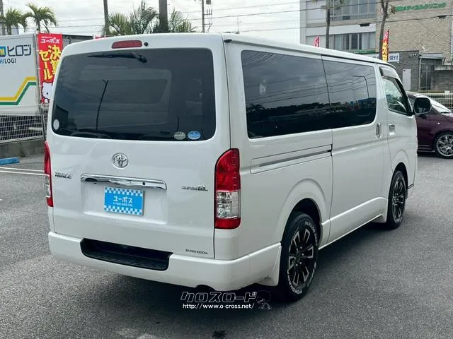 じっくり現車確認していただくよう、ご準備を致します! トヨタ ハイエースバン