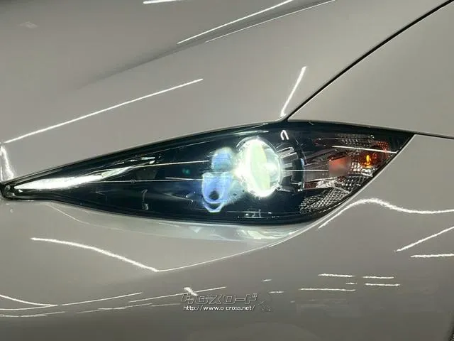 消費電力が少なくライトの寿命が長い為、メンテナンスも楽々です。 マツダ ロードスター