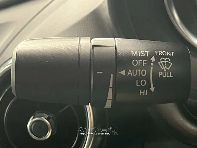 自社整備工場・板金工場を備え、車検から事故の修理まで対応致します。 マツダ ロードスター