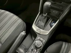 マツダ MAZDA2