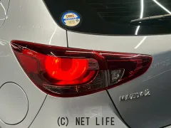 マツダ MAZDA2
