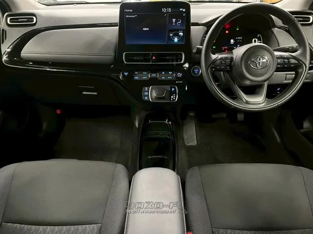 知恵と技術を結集したコンパクトクラスのハイブリッドカー「アクア(AQUA)」 トヨタ アクア