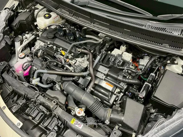 最高出力 91ps(67kW)/5500rpm トヨタ アクア