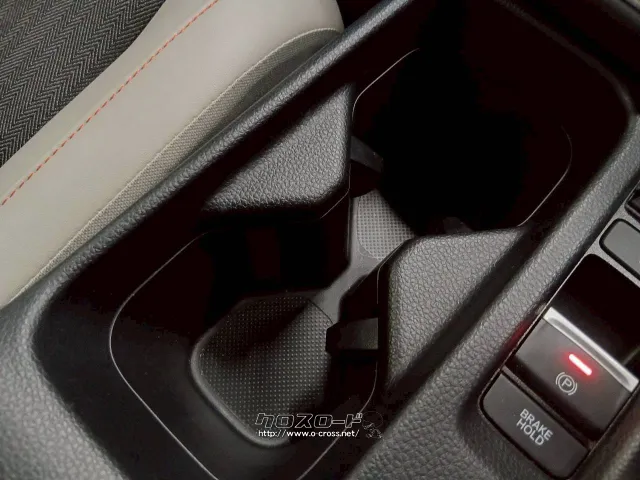 自社整備工場・板金工場を備え、車検から事故の修理まで対応致します。 ホンダ ヴェゼル