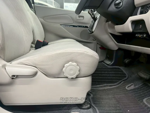 【シートリフター】楽にシート調整できます。 三菱 eKワゴン