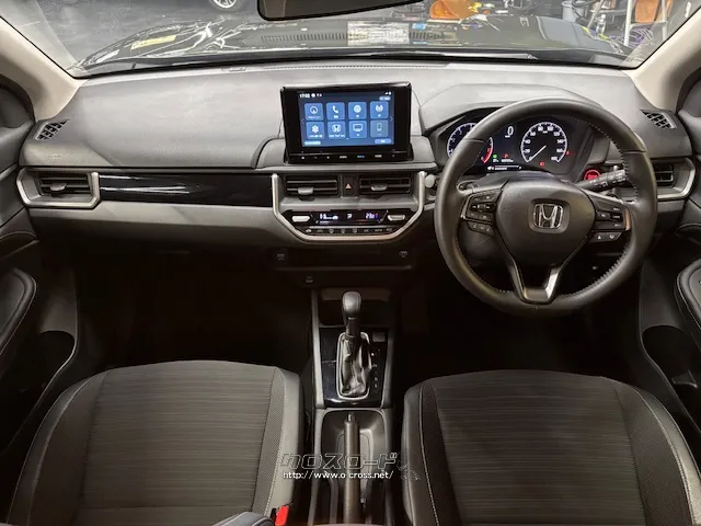 人々の思いに寄り添うクルマとなることを目指した。 ホンダ WR-V