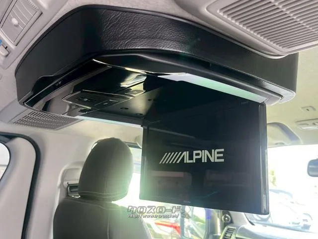 【フリップダウンモニター】後部座席に座っている方も走行中映像が見れます! トヨタ ハイエースバン