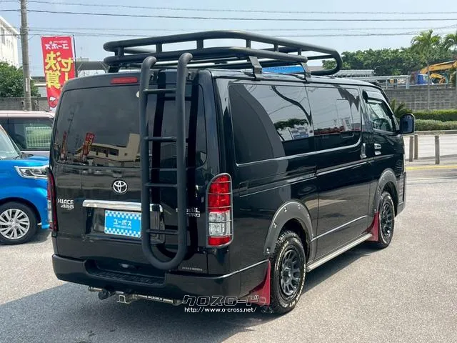 じっくり現車確認していただくよう、ご準備を致します! トヨタ ハイエースバン