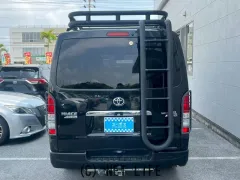 トヨタ ハイエースバン